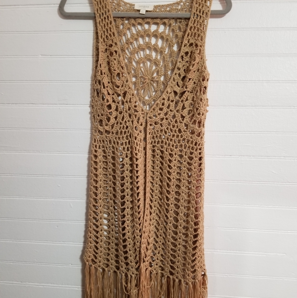 Umgee crochet vest size L
